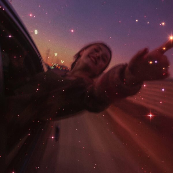 'Ivete' Matte Paper Framed Poster